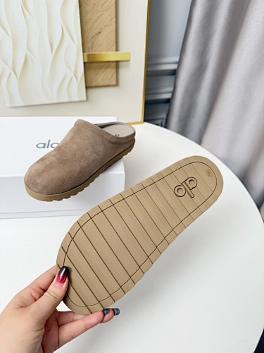 Alo Slippers
