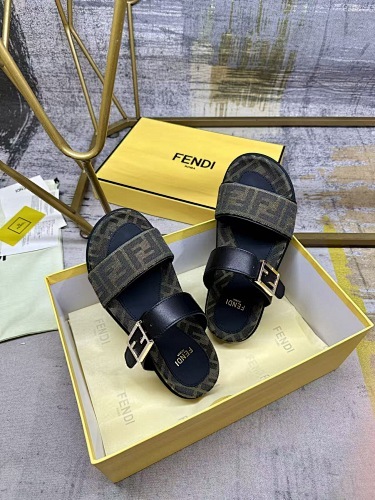FENDI SLippers