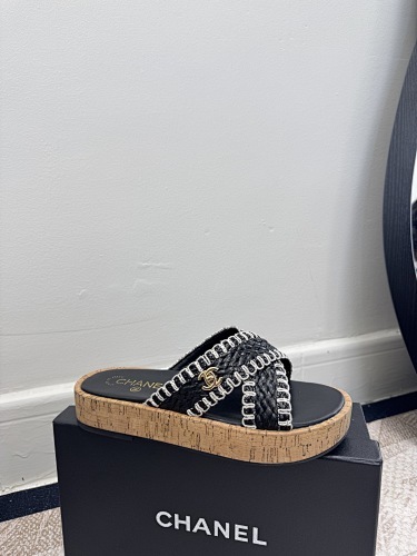 CHANEL Slippers