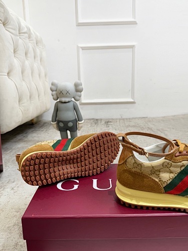 GUCCI Re-Motio Sneakers