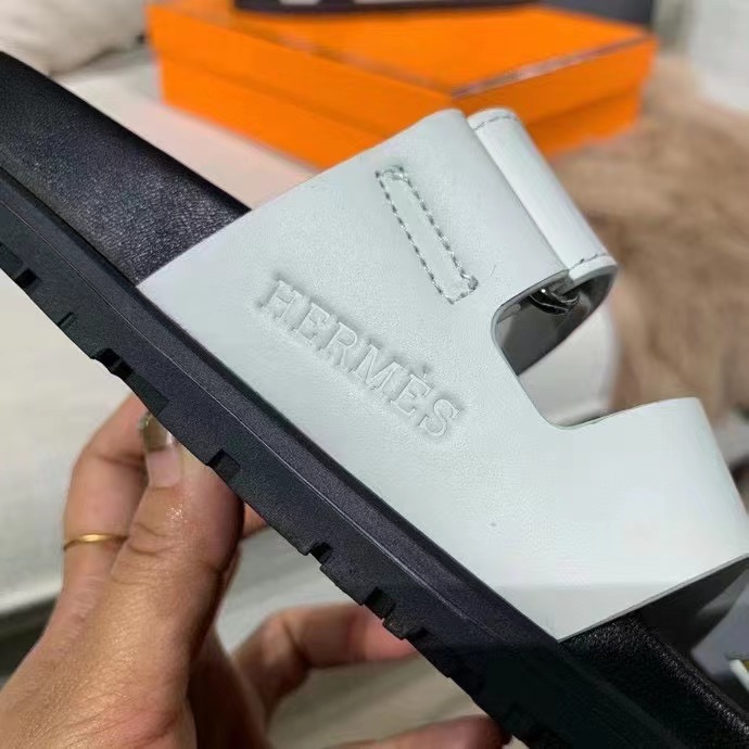 HERMES Chypre Sandals