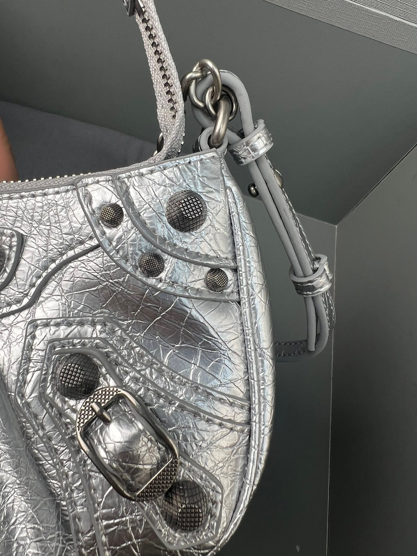 BALENCIAGA LE CAGOLE Small Shoulder Bag