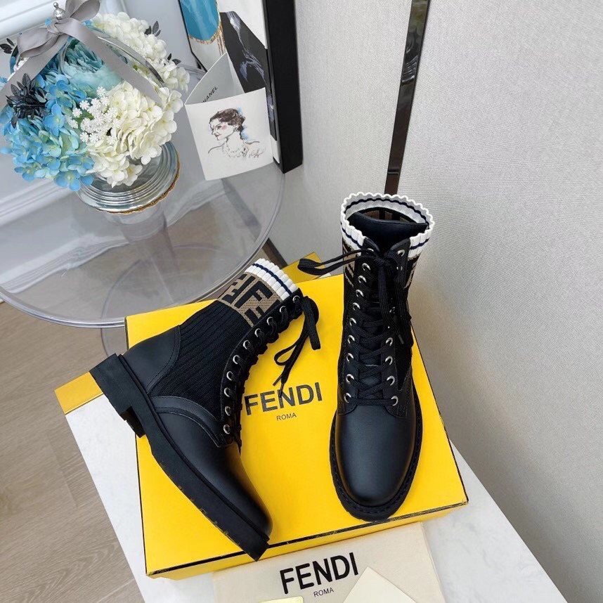FENDI Rockoko Boots