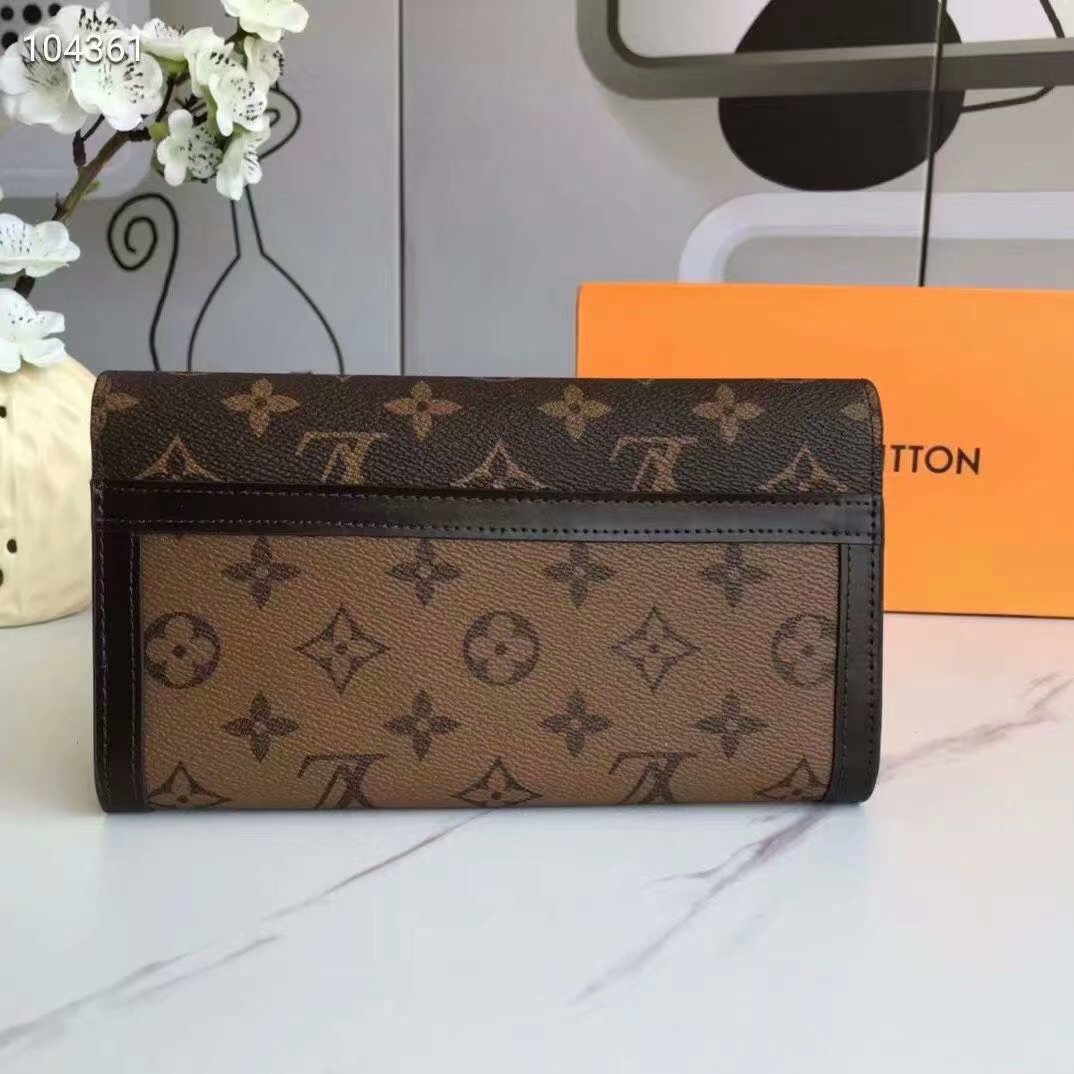 LV Purse