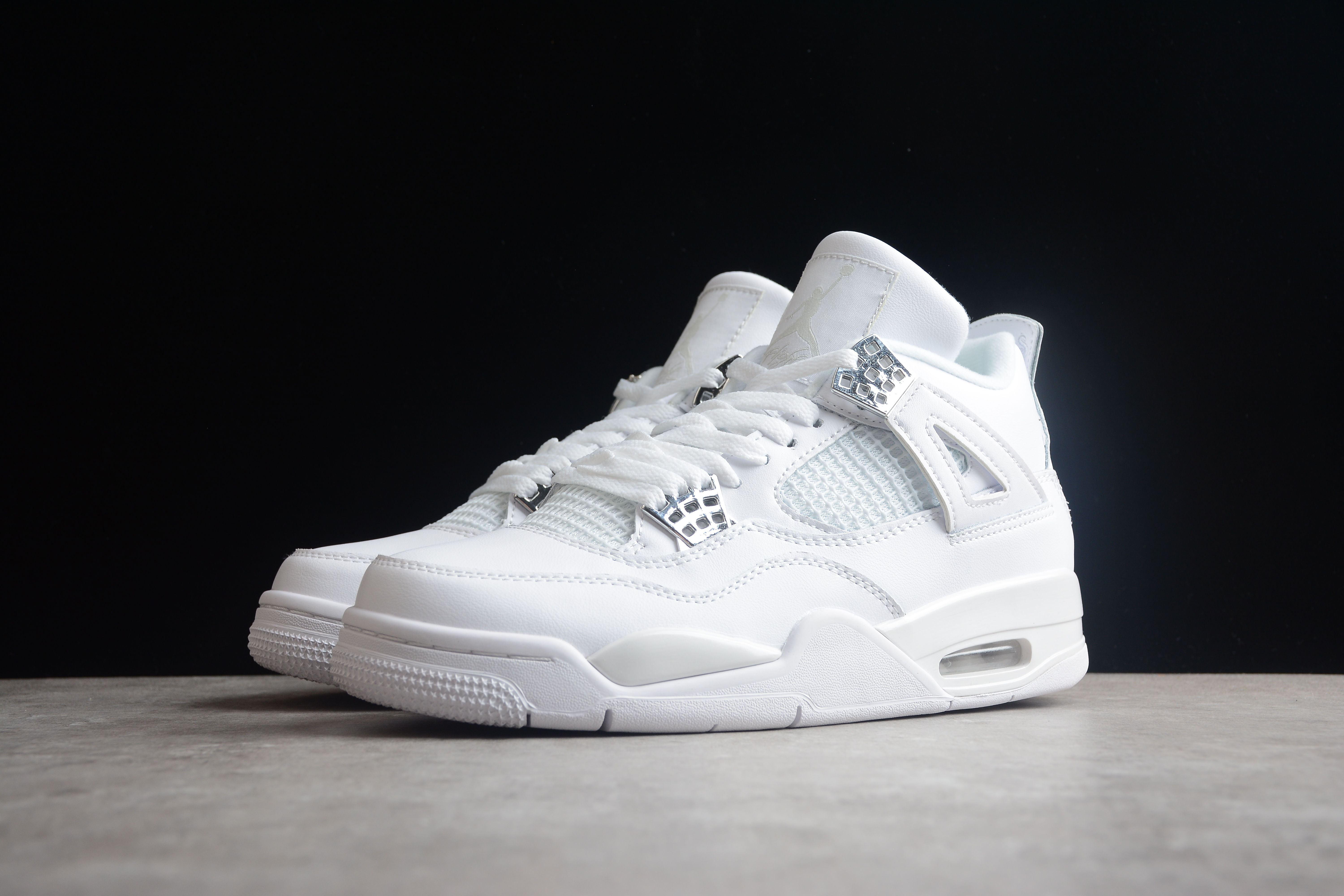 Air Jordan 4