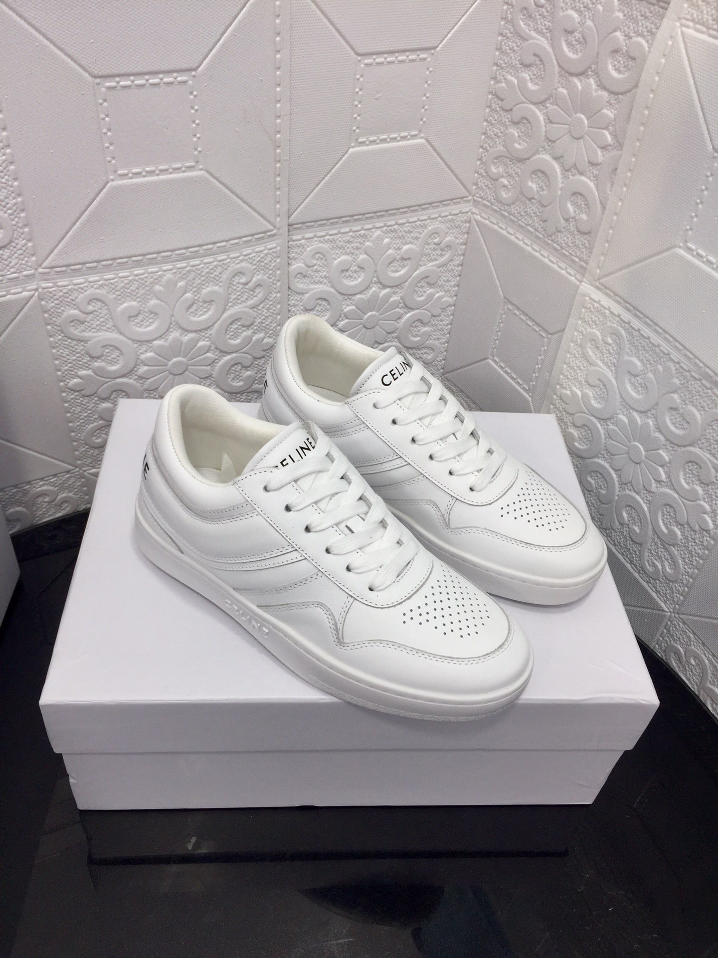 CELINE Casual Sneakers