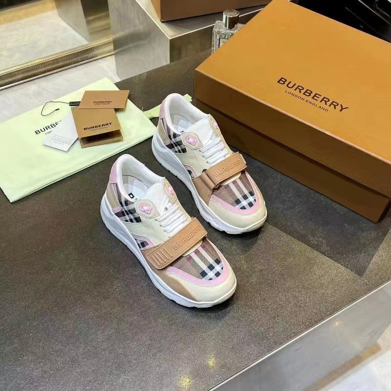 Burberry Sneakers