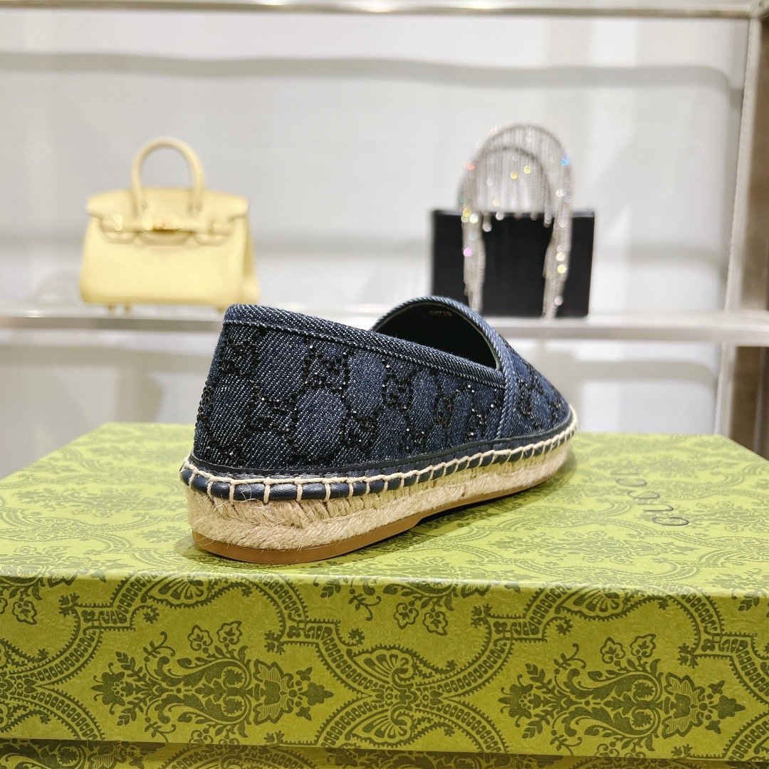 GUCCI Fisherman shoes