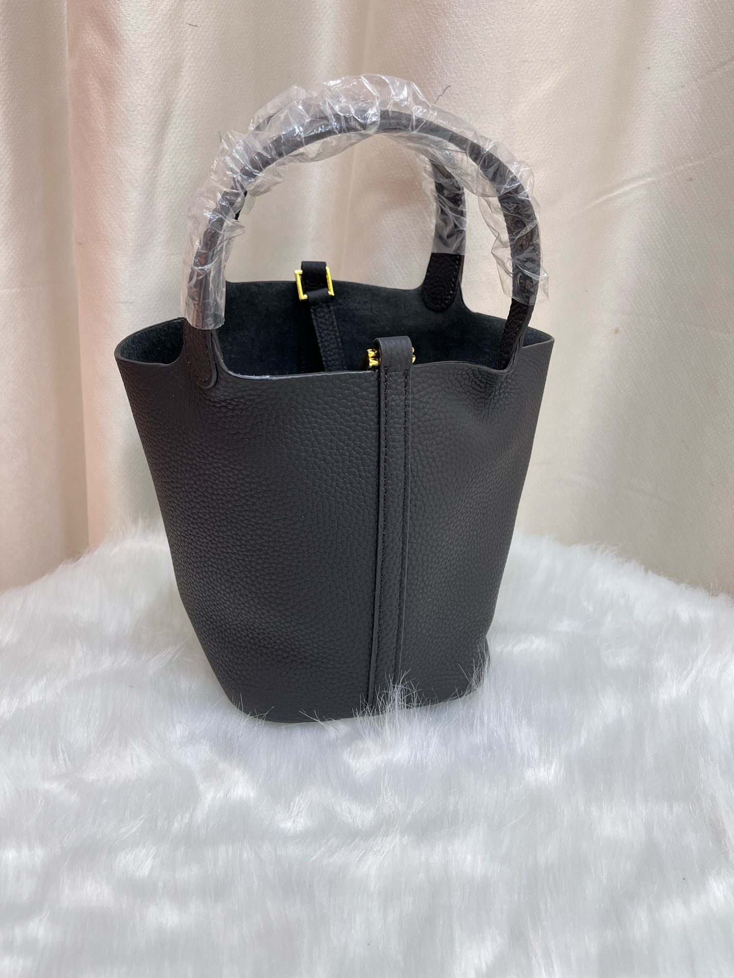 HERMES Basket