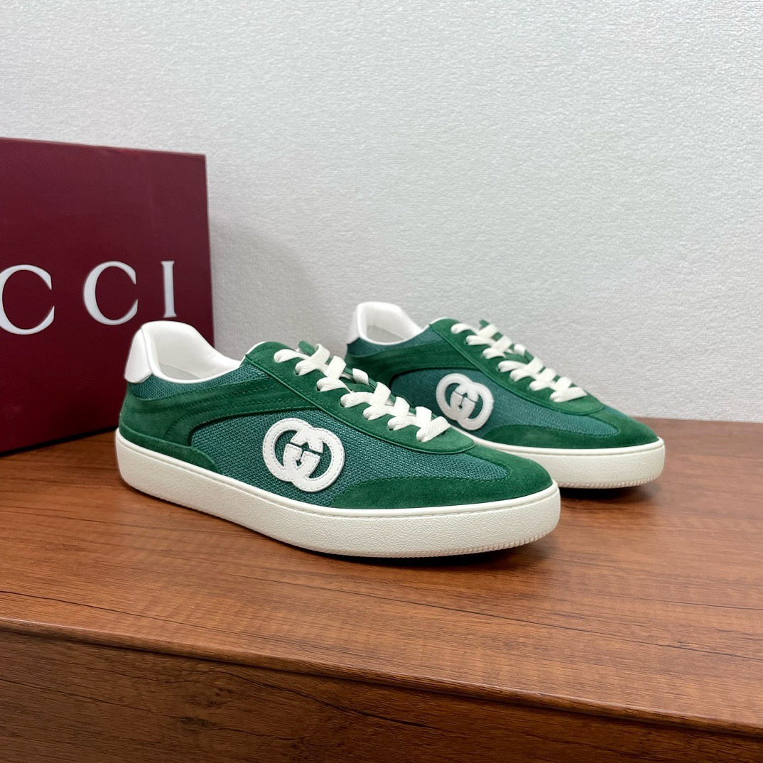 GUCCI Sneakers