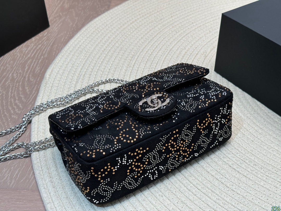 CHANEL Handbag （22cm）
