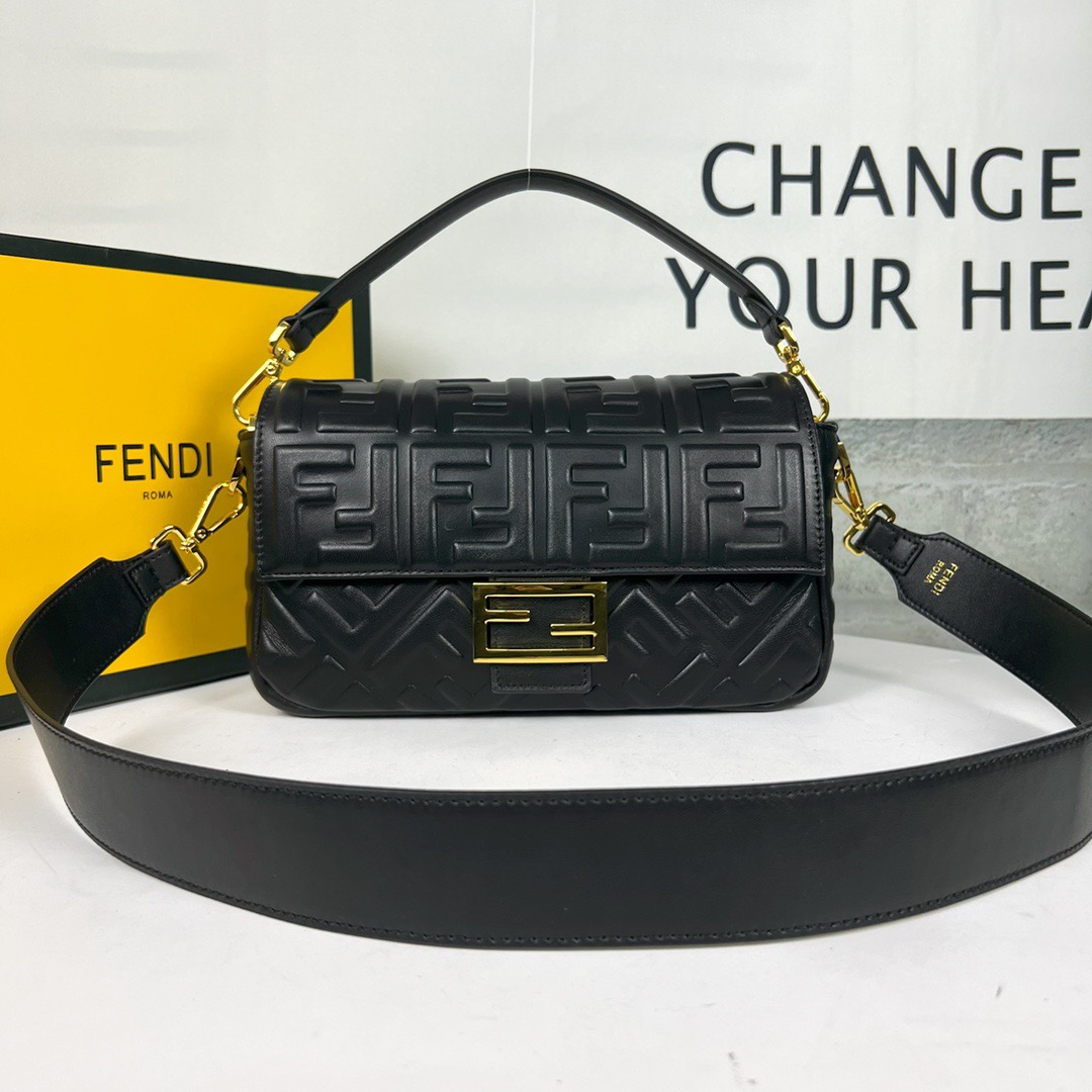 FENDI BAG