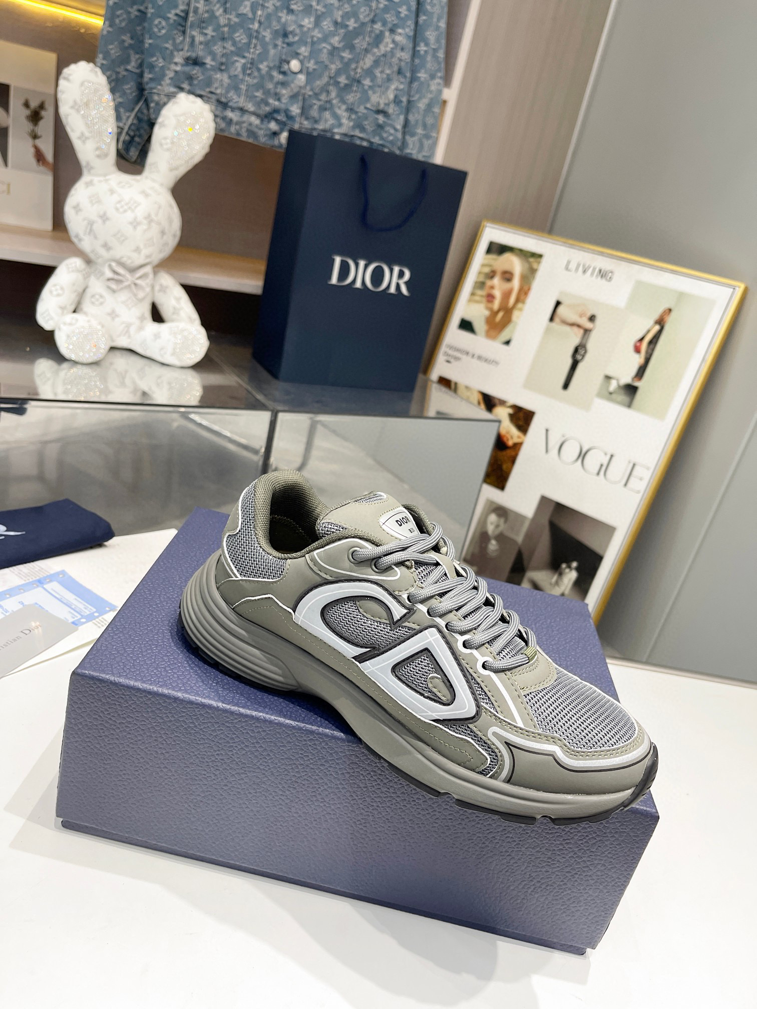 DIOR B30 SNEAKERS