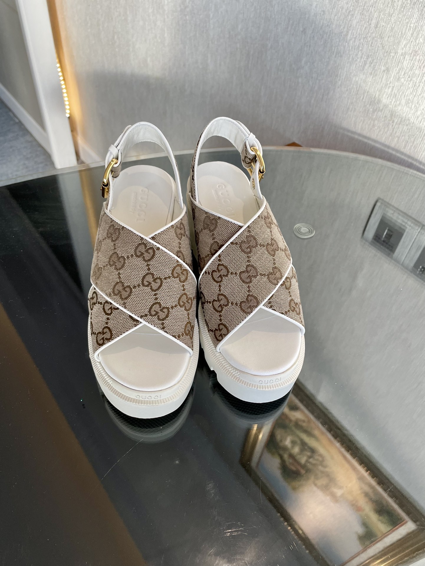 GUCCI SANDALS
