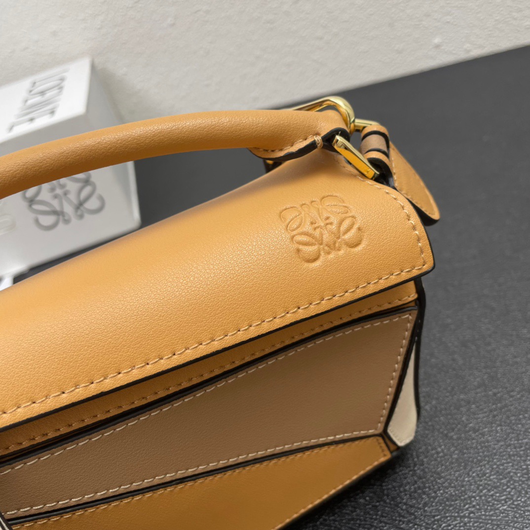 LOEWE BAG