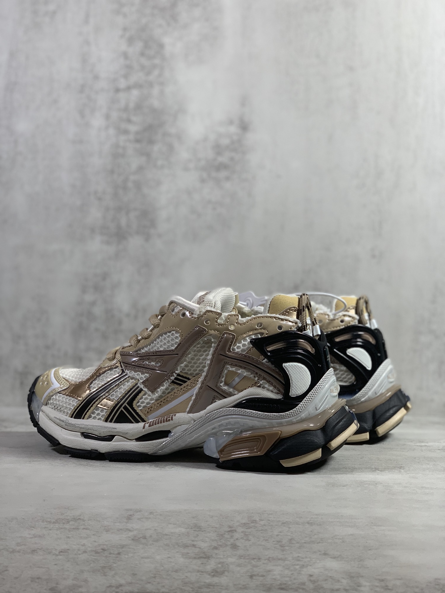 BALENCIAGA RUNNER