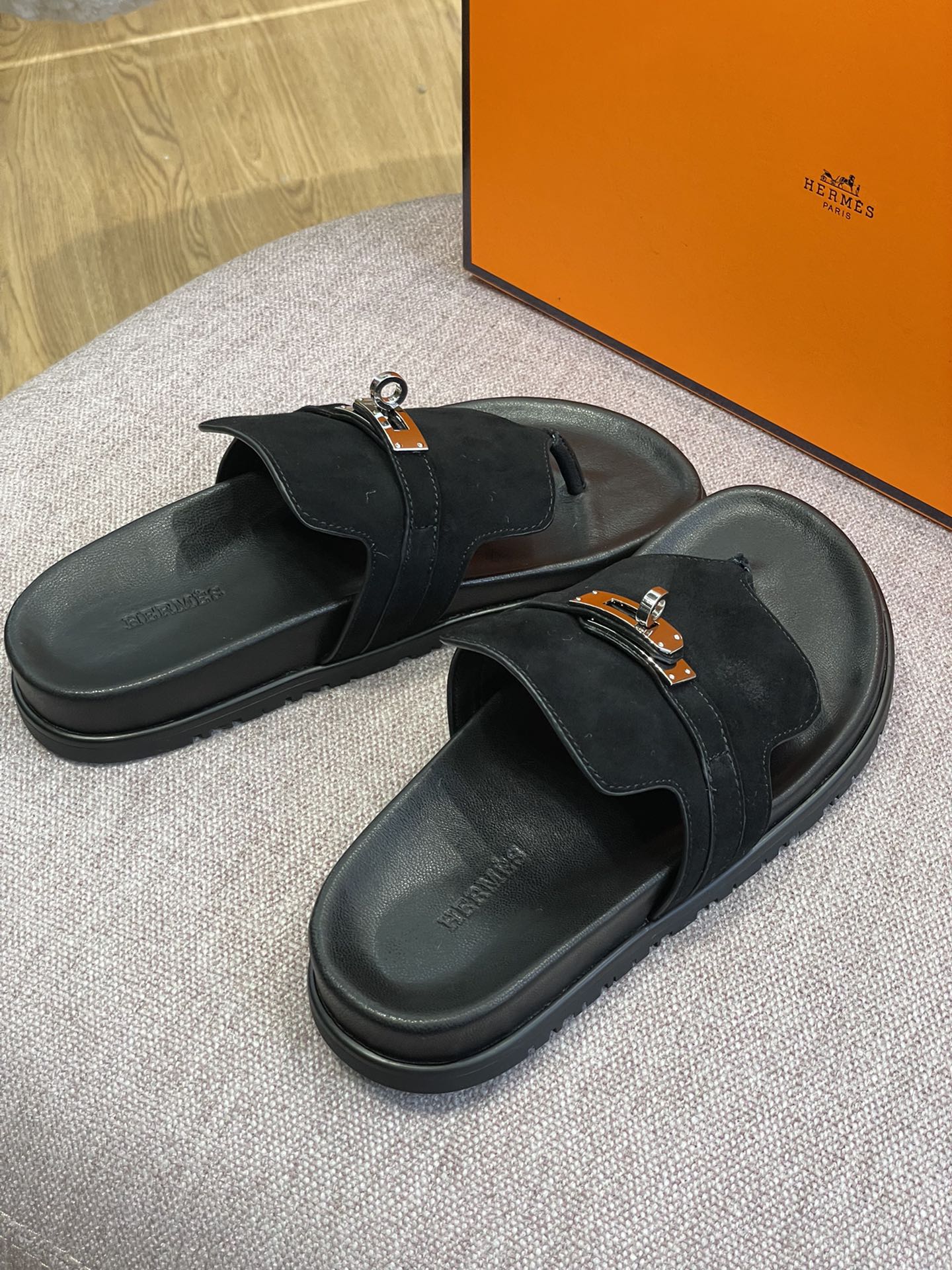 Hermès new pure leather classic Kelly flip-flops
