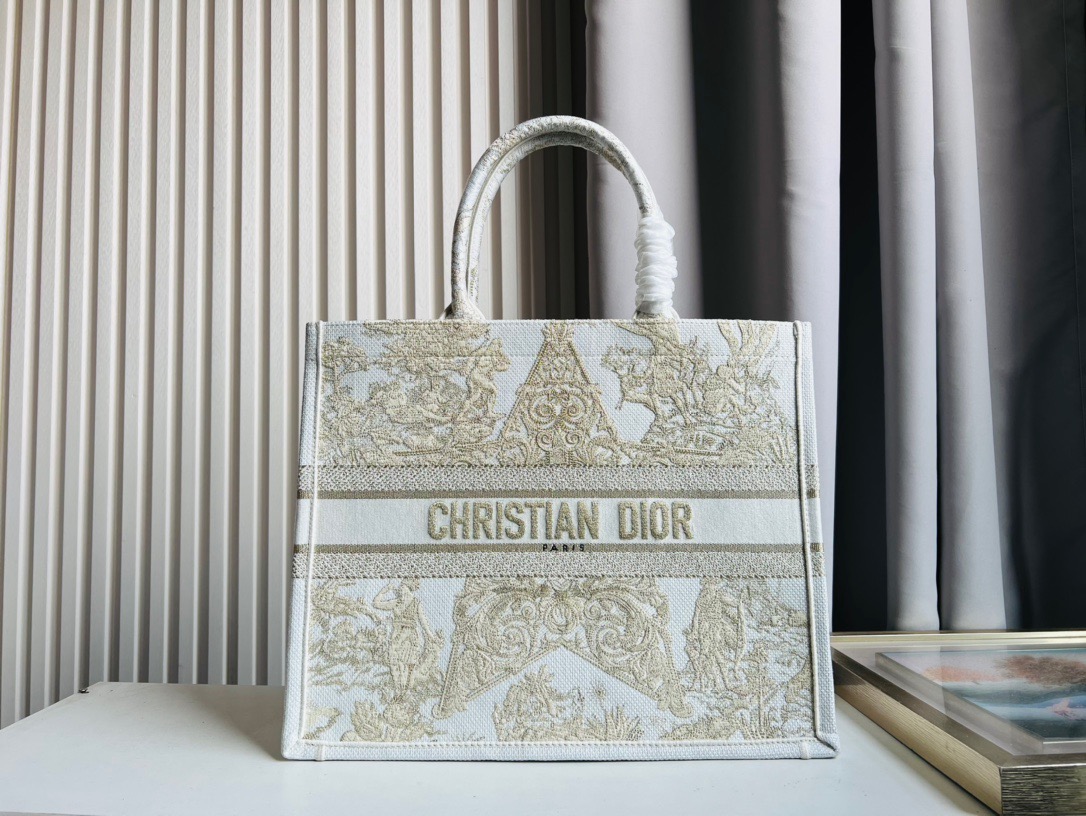 DIOR BAG