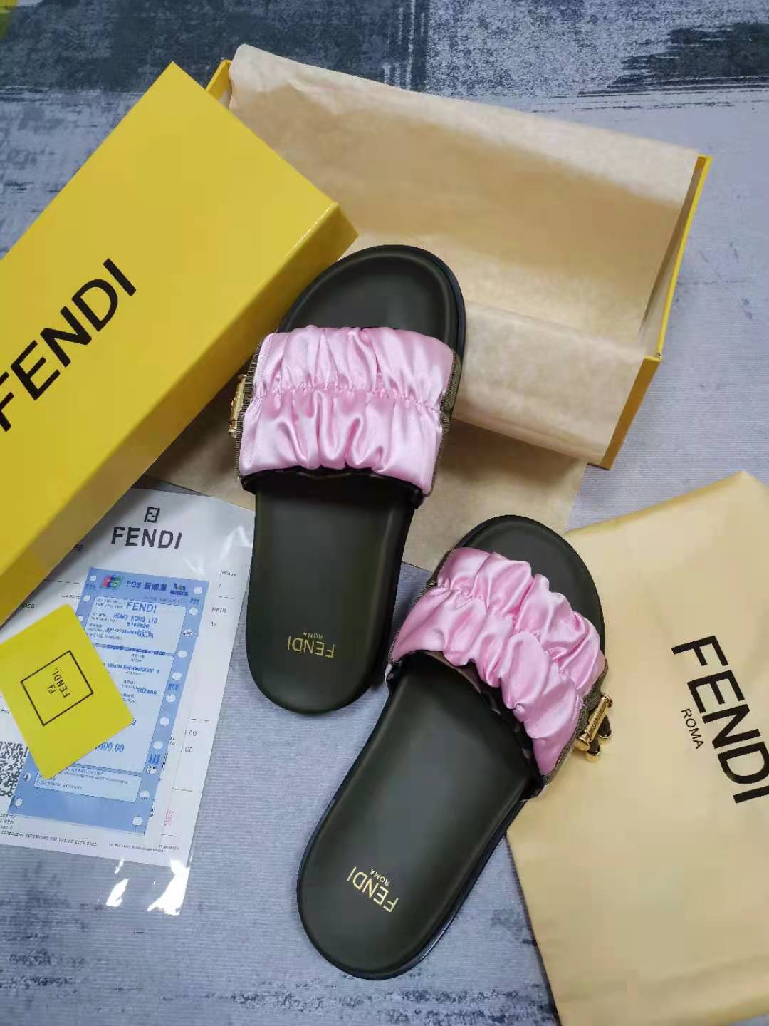 FENDI SLIDES