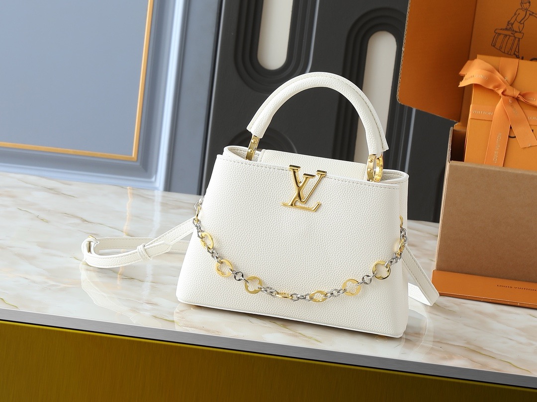 LV Capucines BB Handbags