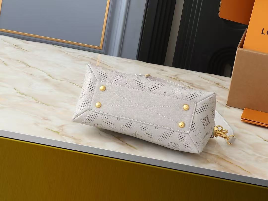 LV Hand It All Handbag (29*18*13cm)