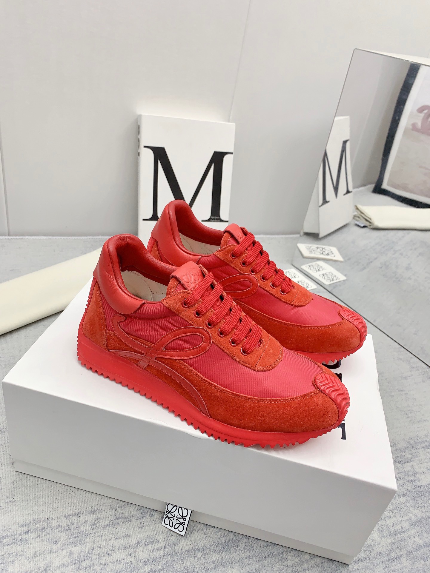 LOEWE Moral training shoes