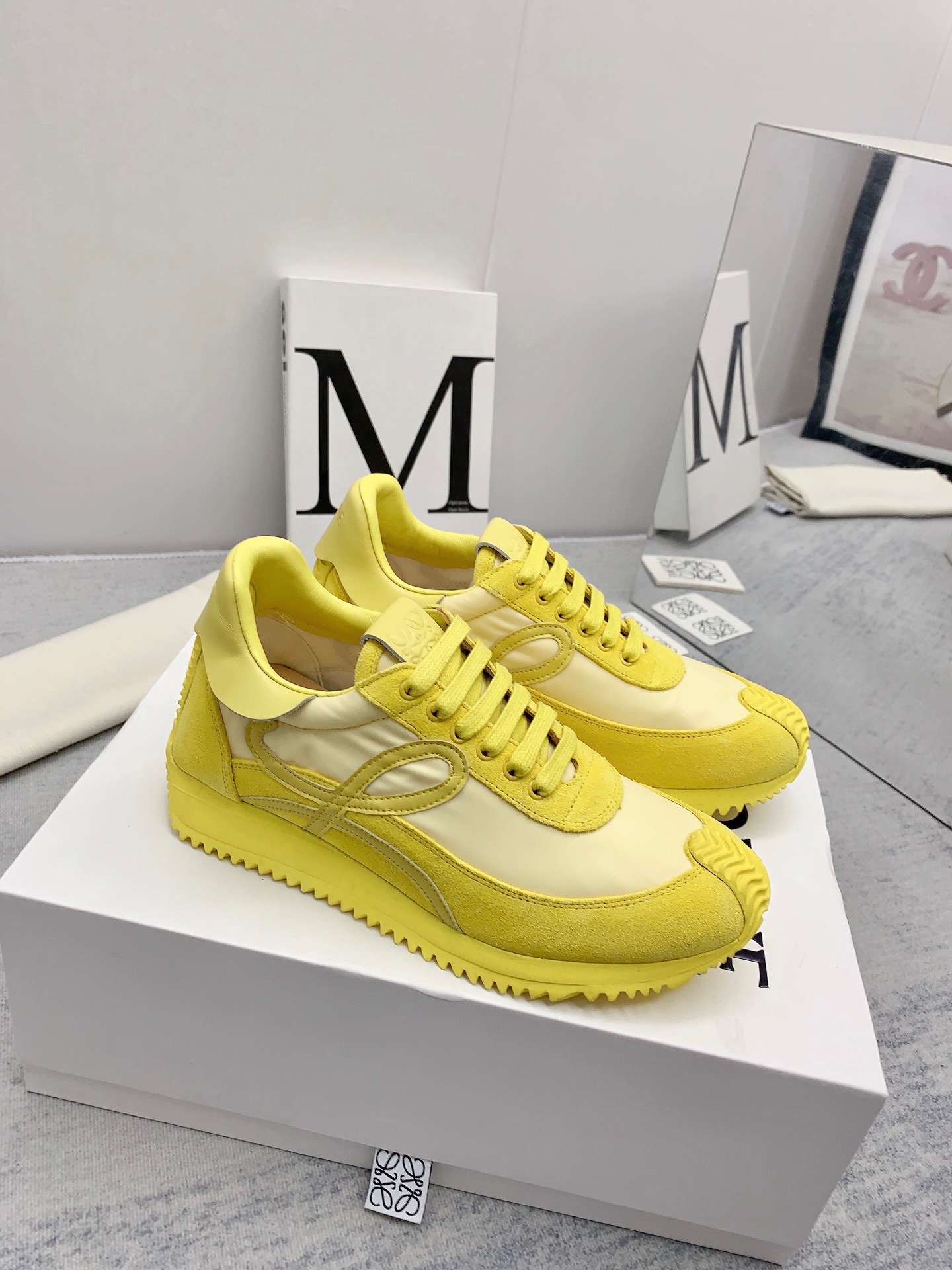 LOEWE Moral training shoes