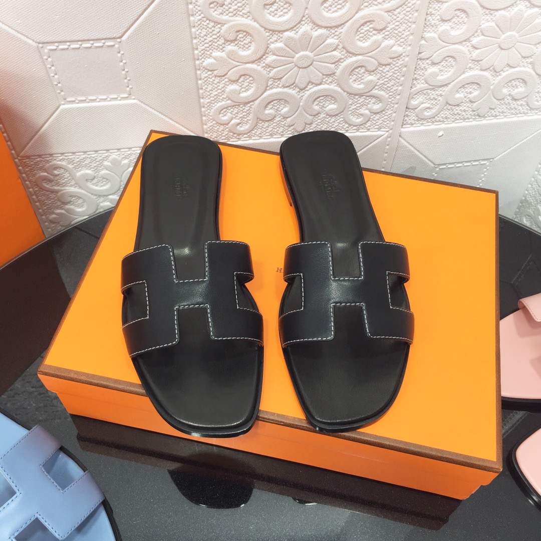 HERMES Oran Slippers