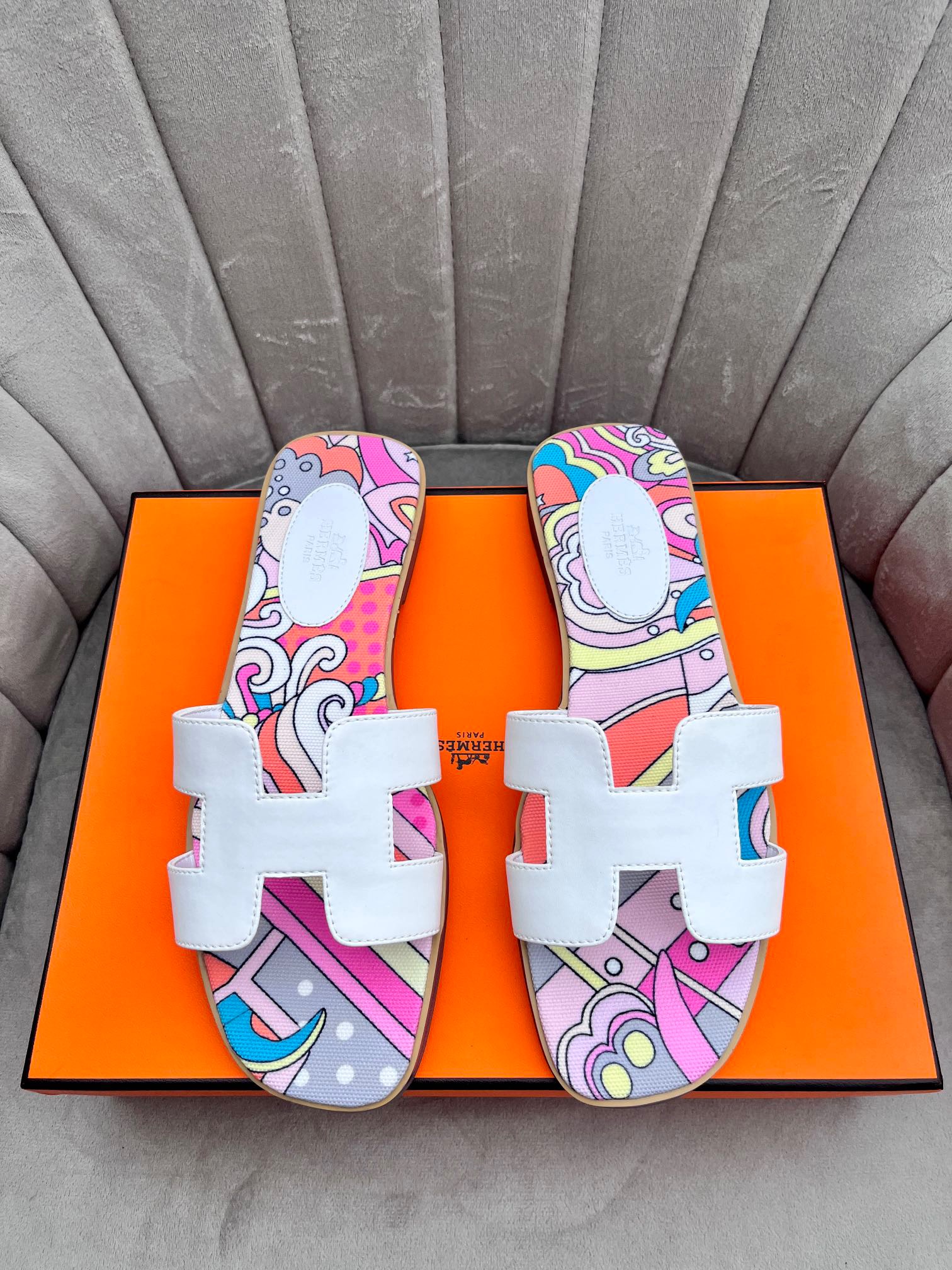 HERMES Oran Slippers