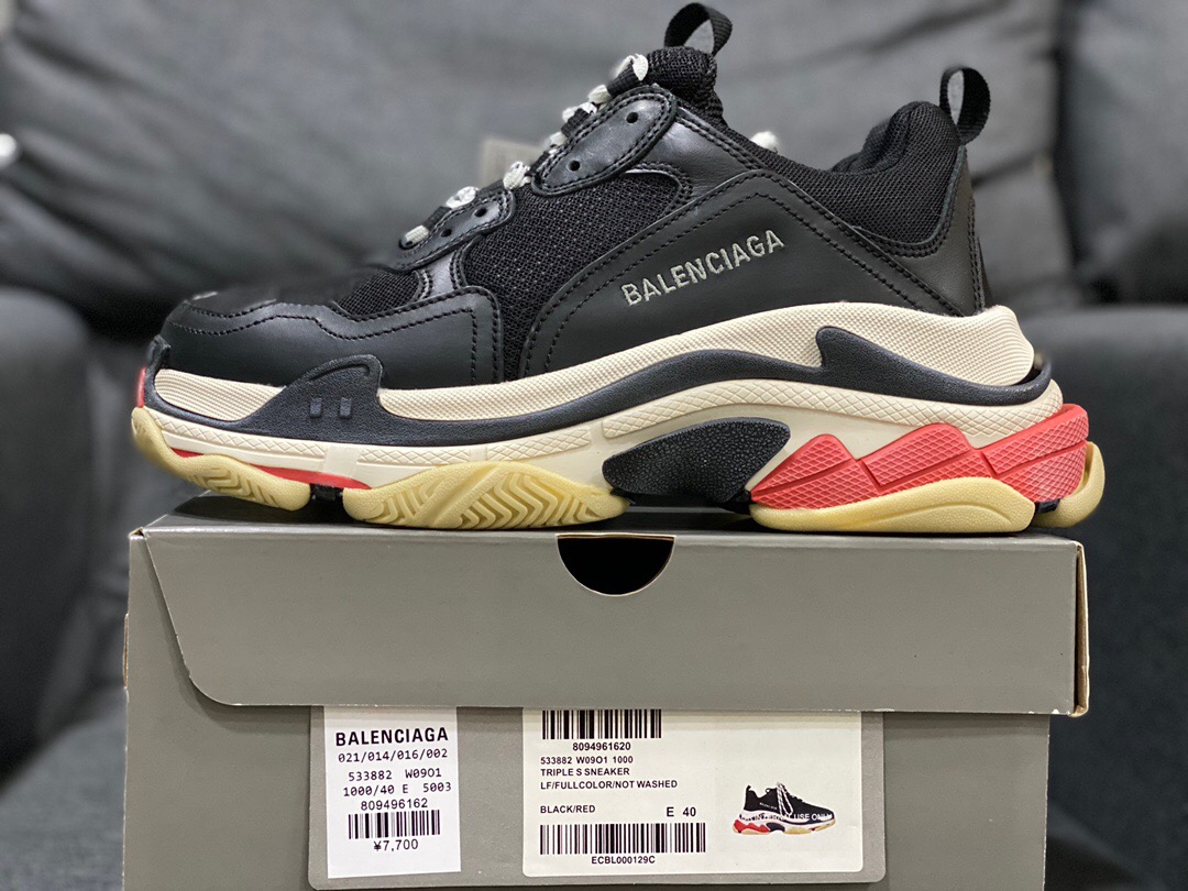 BALENCIAGA TRIPLE S Sneakers