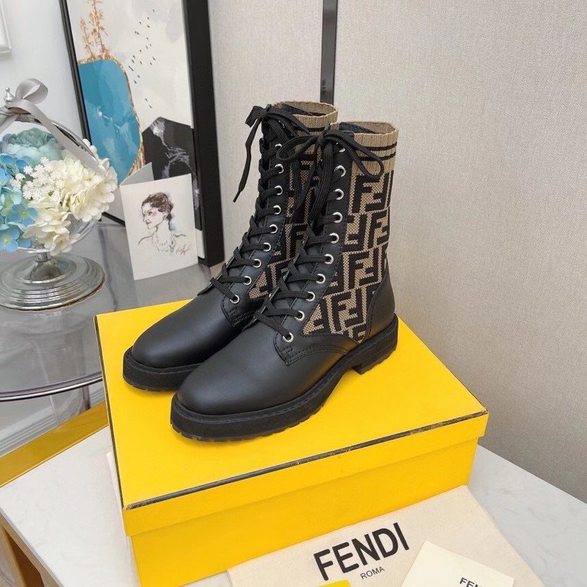 FENDI Rockoko Boots