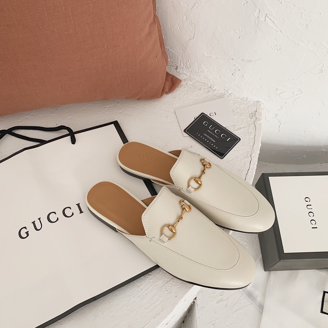 GUCCI Pullover slippers