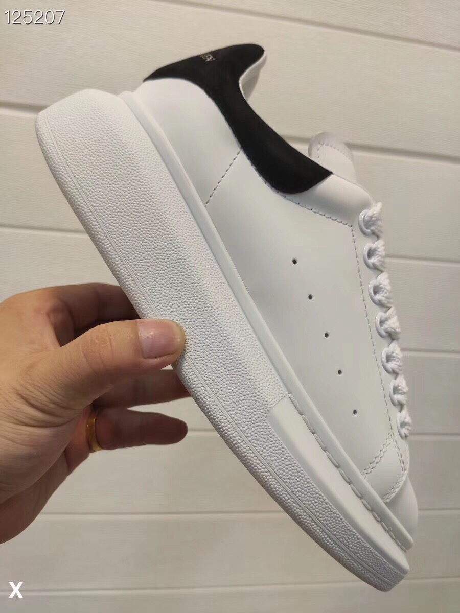 ALEXANDER McQUEEN Sneakers