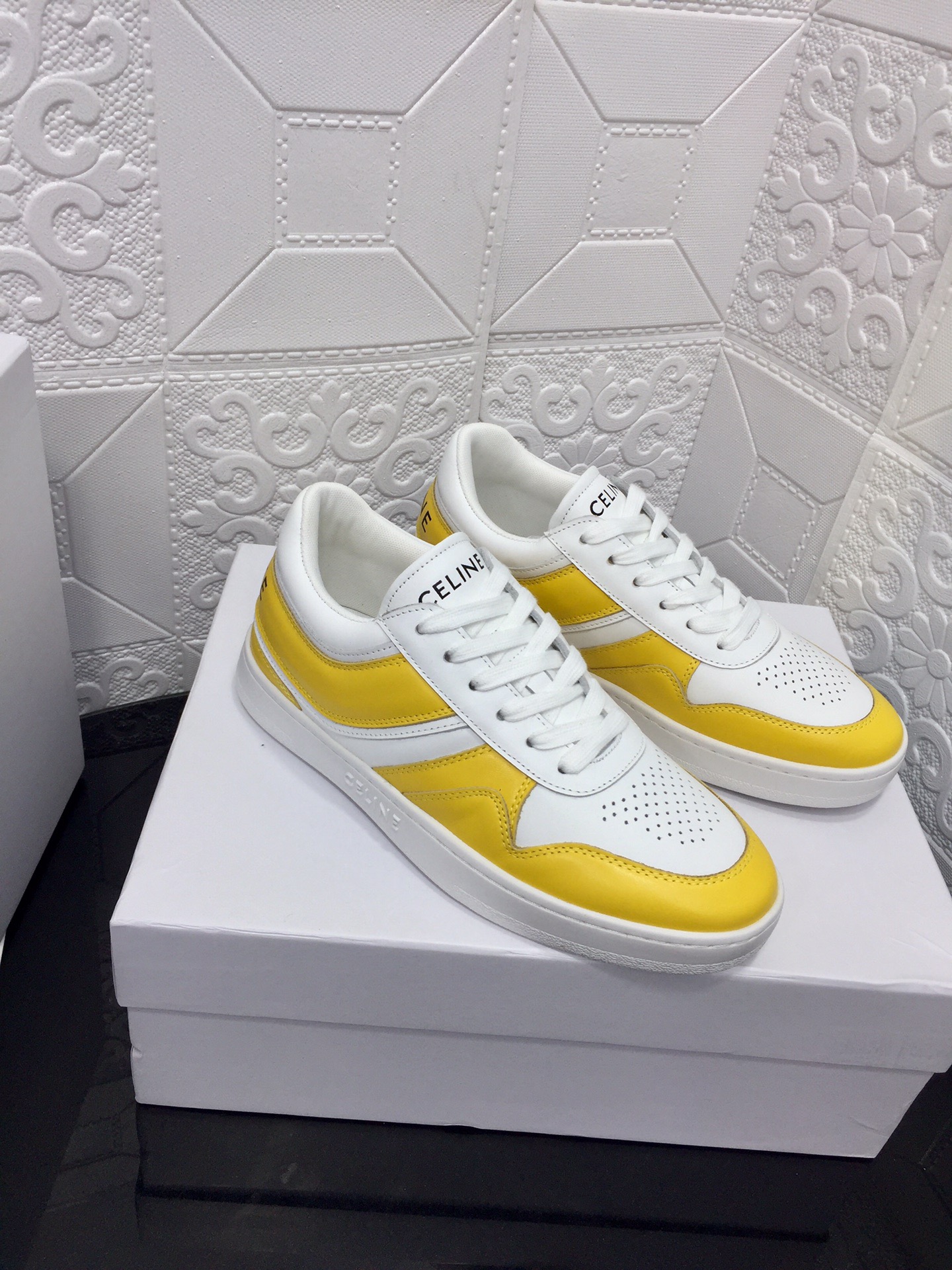CELINE Casual Sneakers