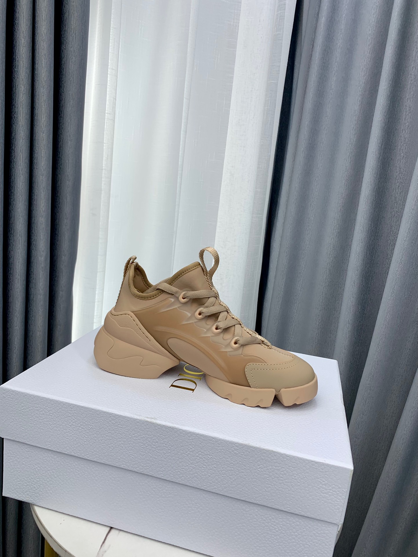 DIOR D-CONNECT Sneakers
