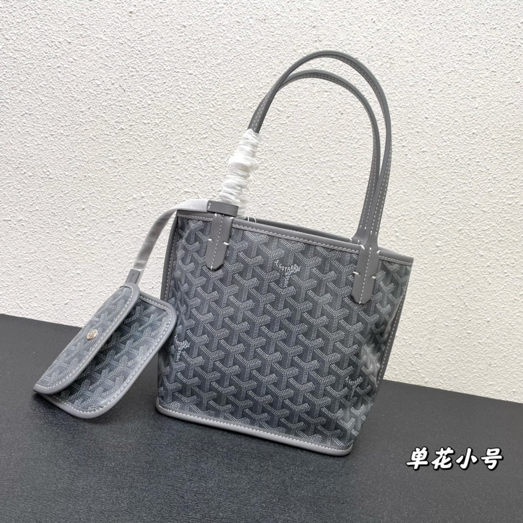 GOYARD Small Bag