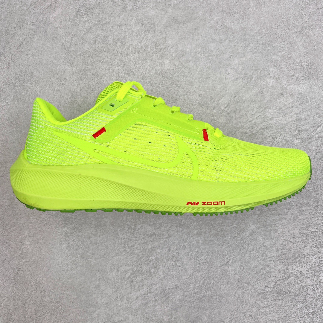 NIKE PEGASUS 40 Running Shoes