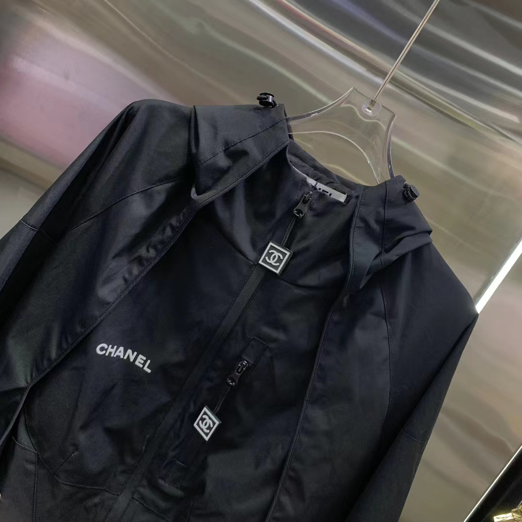 CHANEL jacket