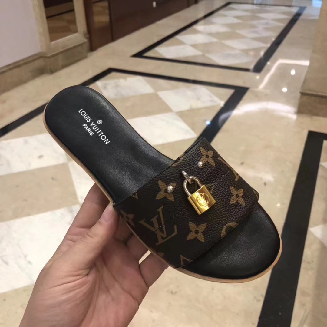 LV Locks Slippers