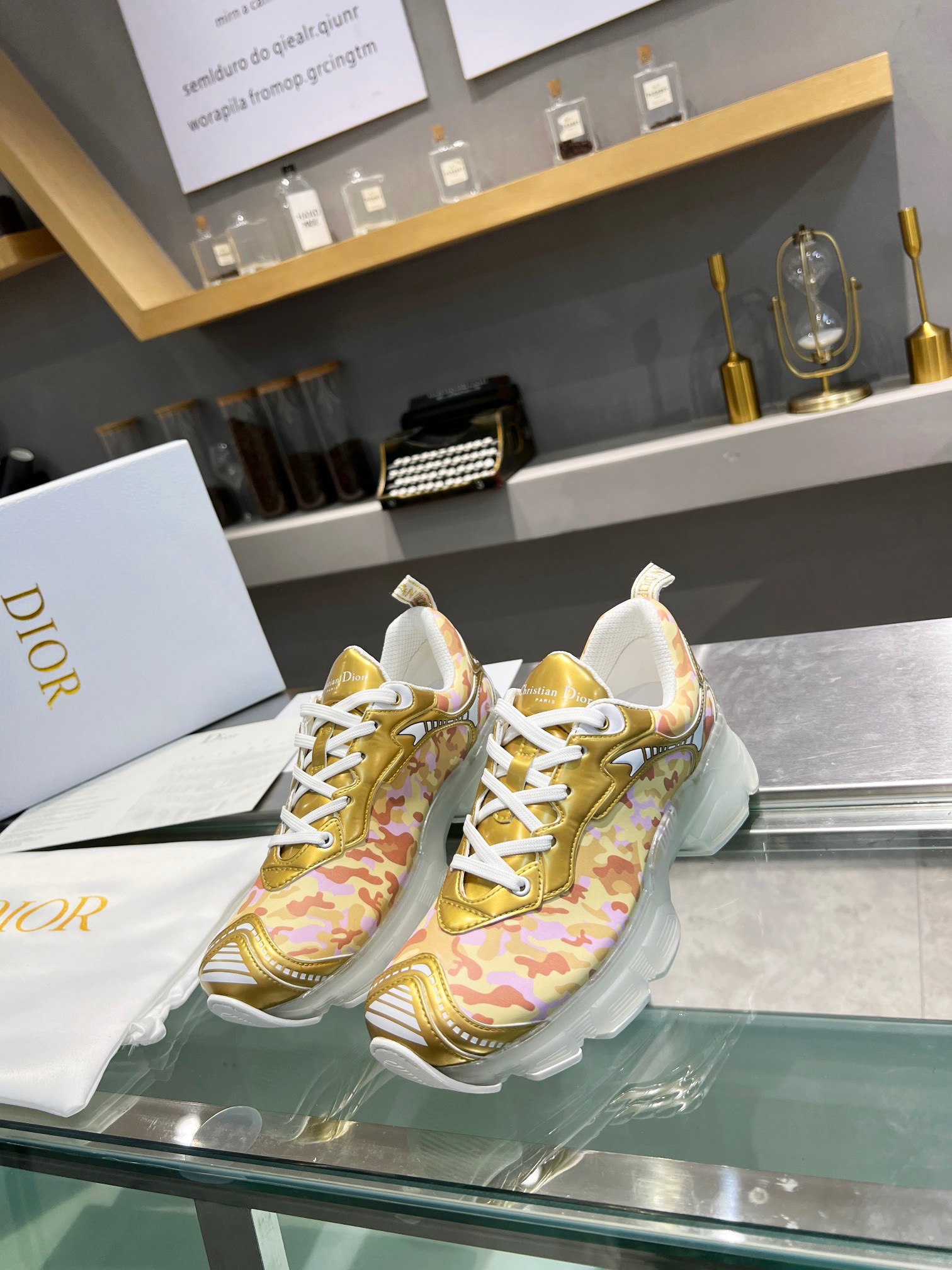 DIOR B31 Sneakers