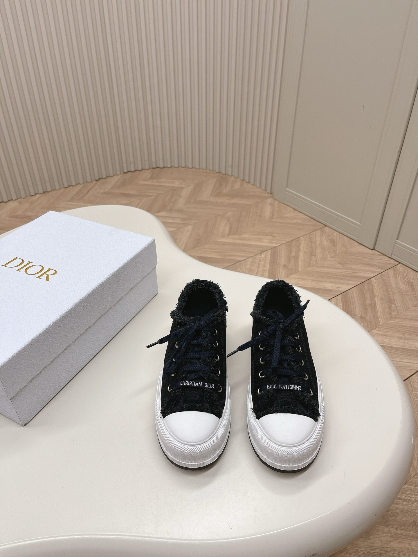 DIOR Walk'n Sneakers