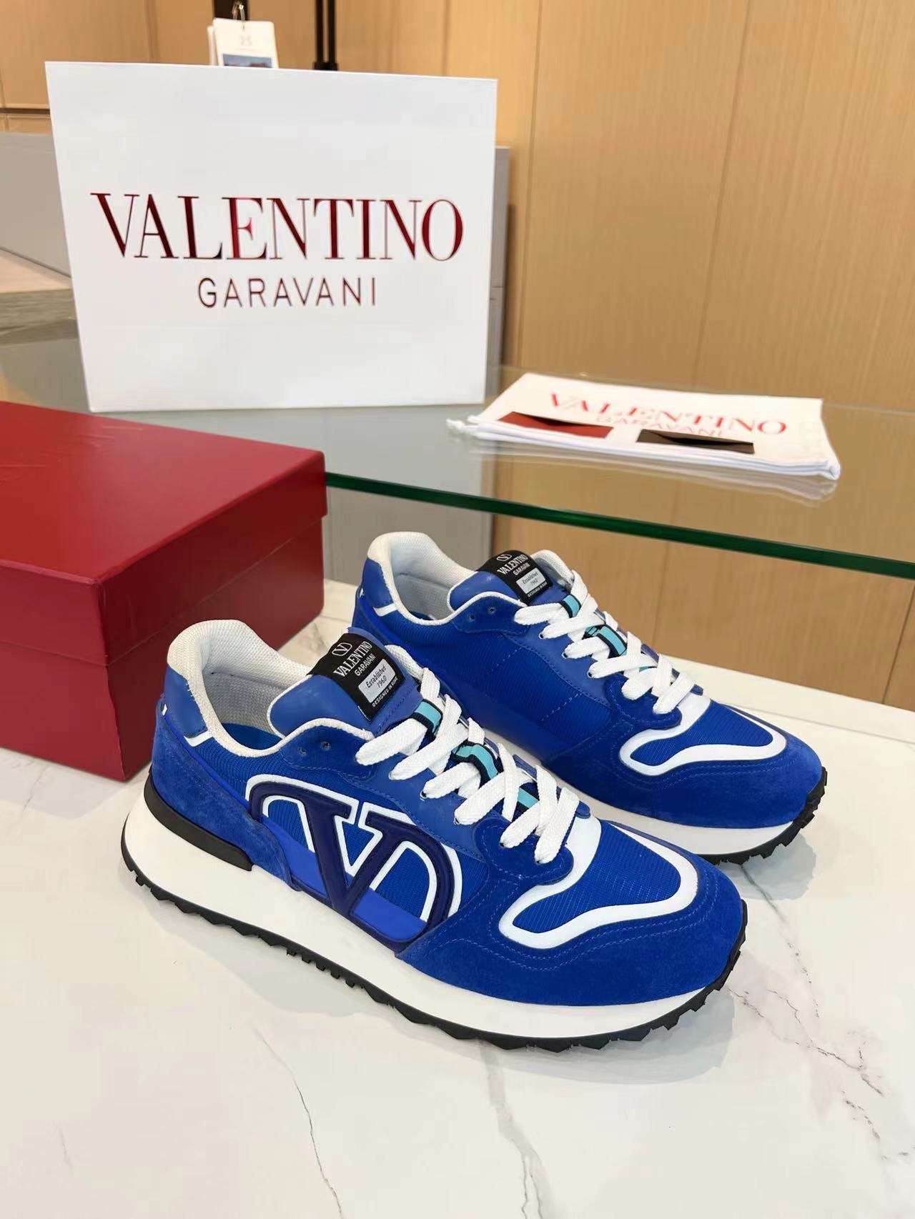 VALENTINO Sneakers