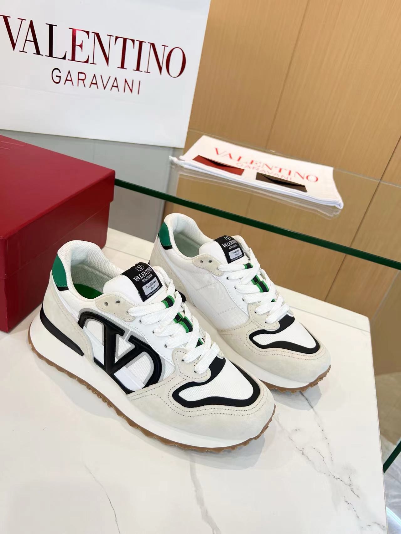 VALENTINO Sneakers