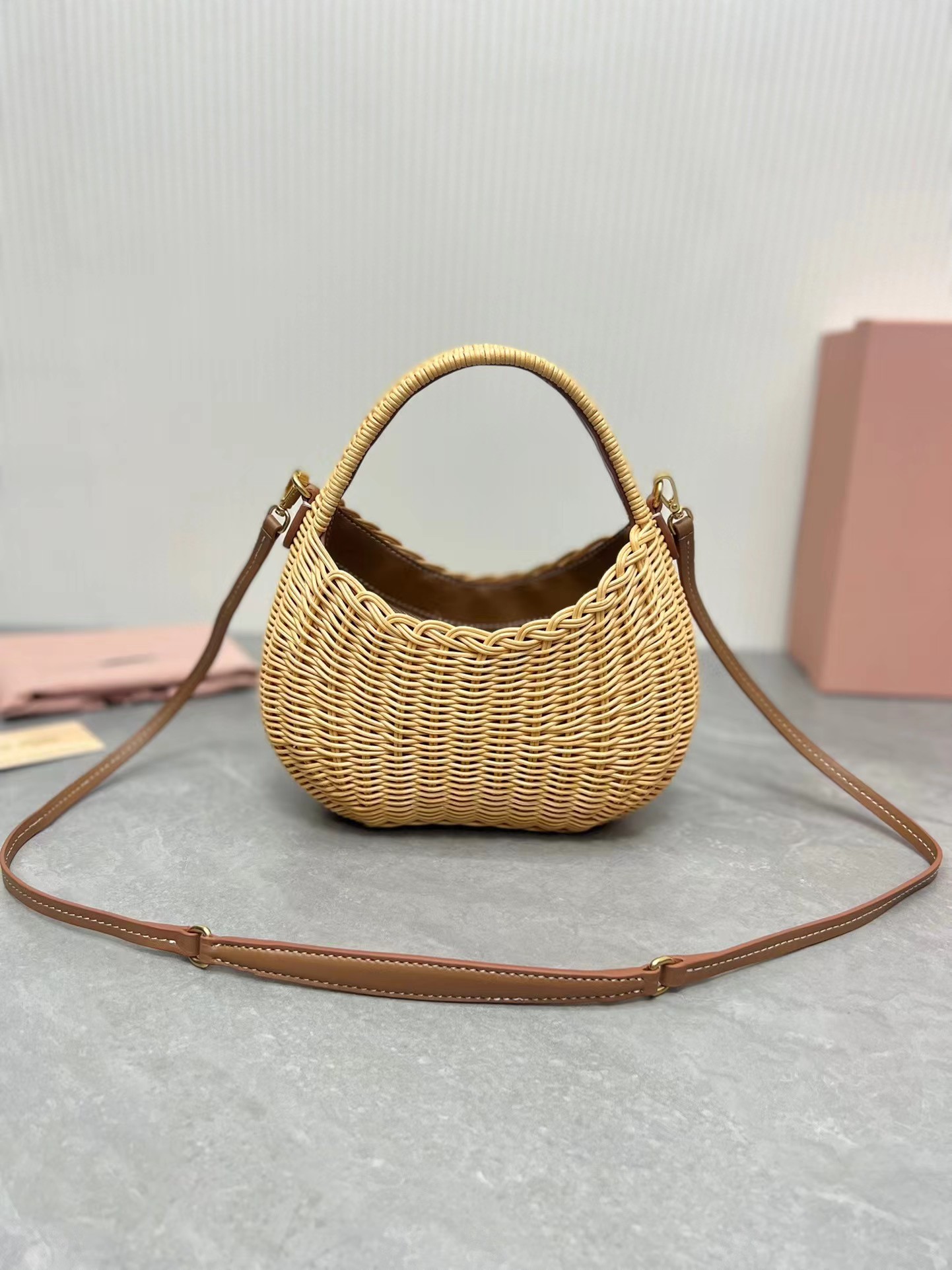 MIU MIU Woven handbag （best quality）