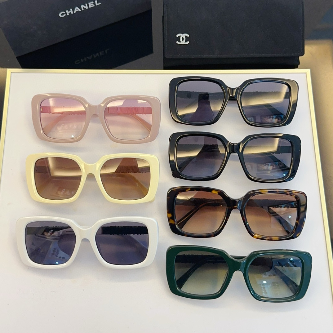 CHANEL sunglasses