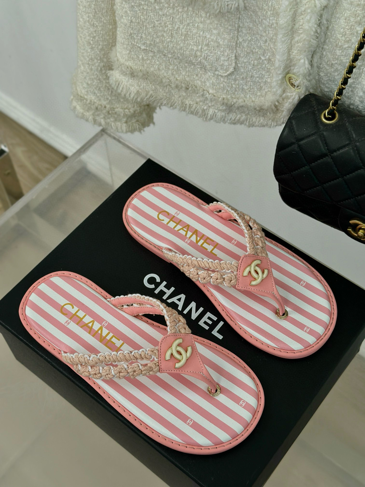 CHANEL Striped flip-flops