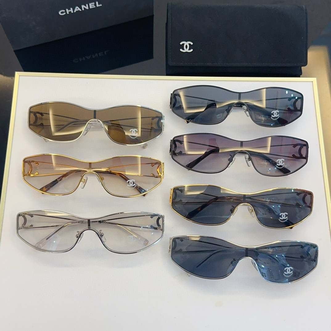 CHANEL sunglasses