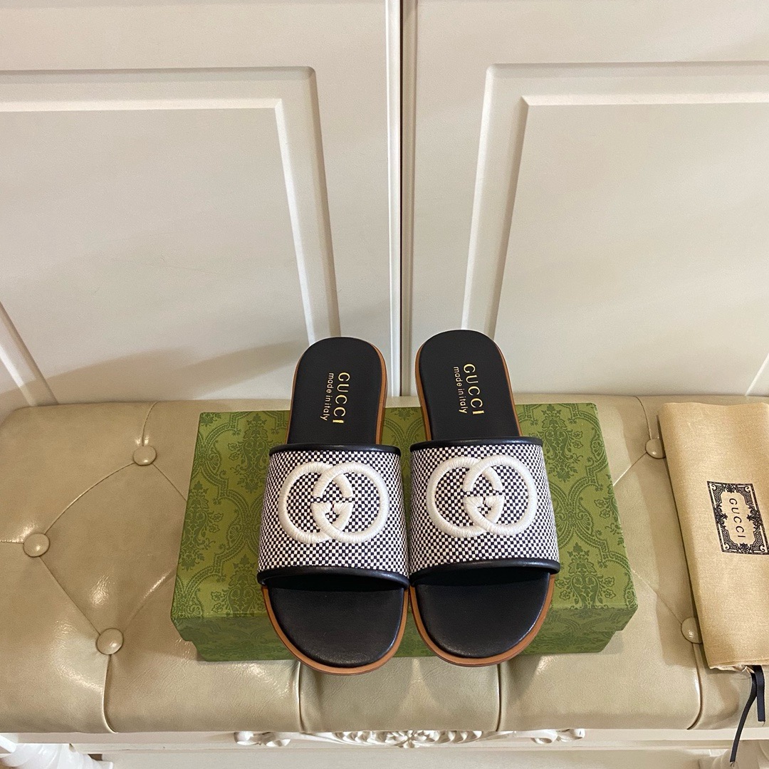 GUCCI Men Slippers