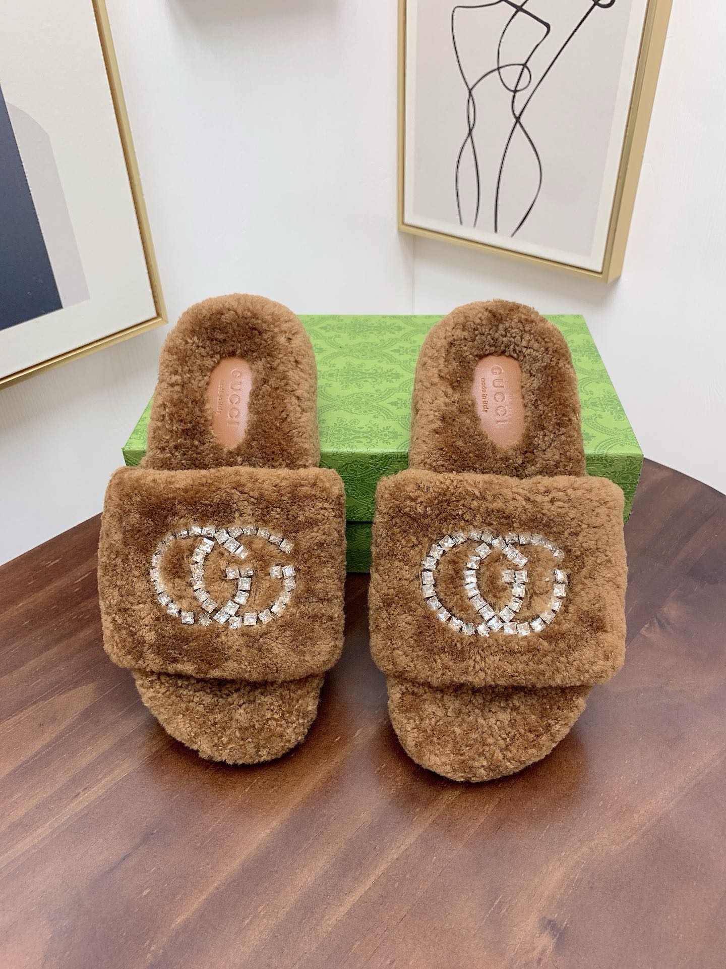 GUCCI Lamb wool slippers