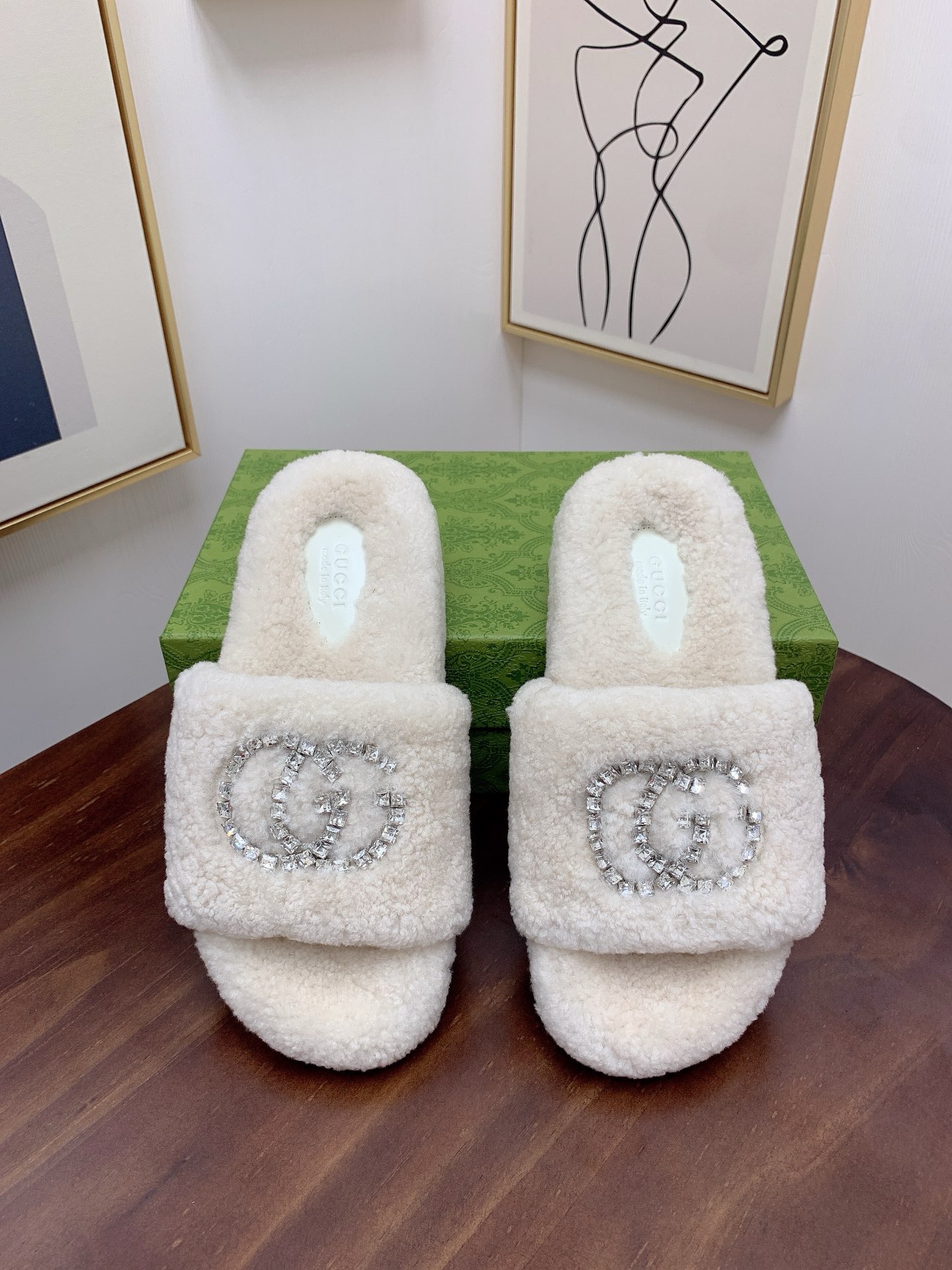GUCCI Lamb wool slippers